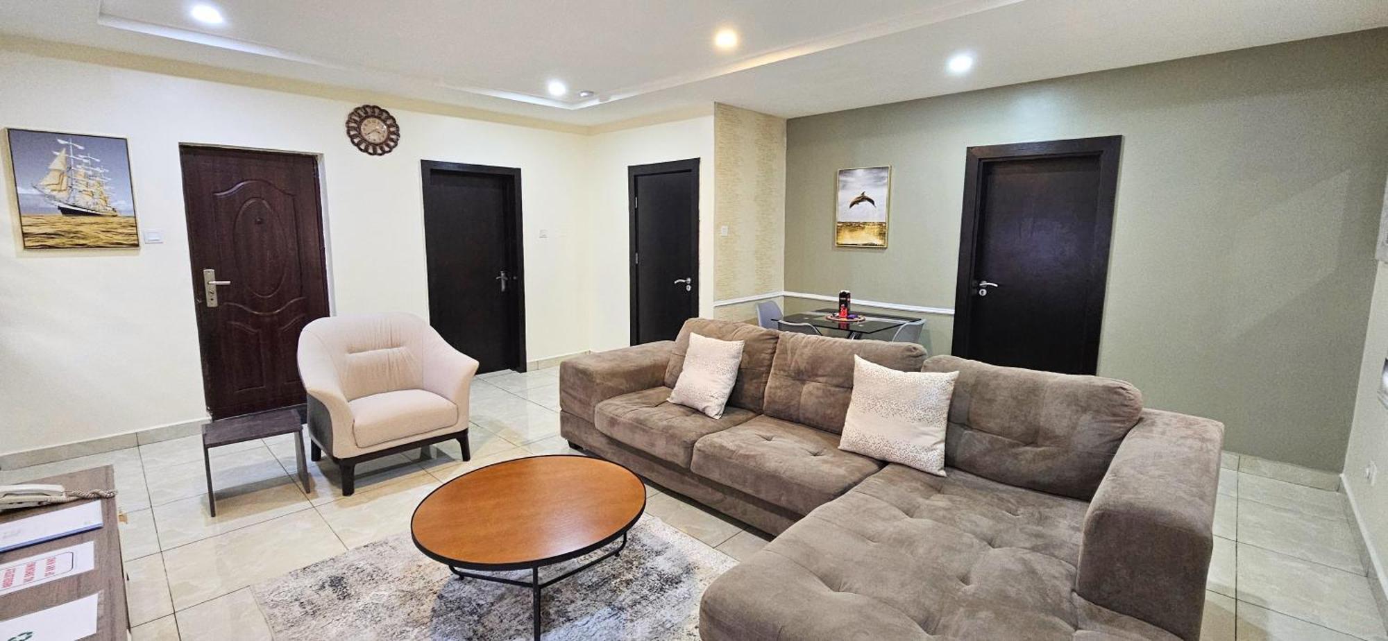 The Leneade * Abuja
